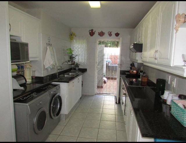 3 BEDROOM DUPLEX FOR SALE IN ST MICHAELS ON SEA